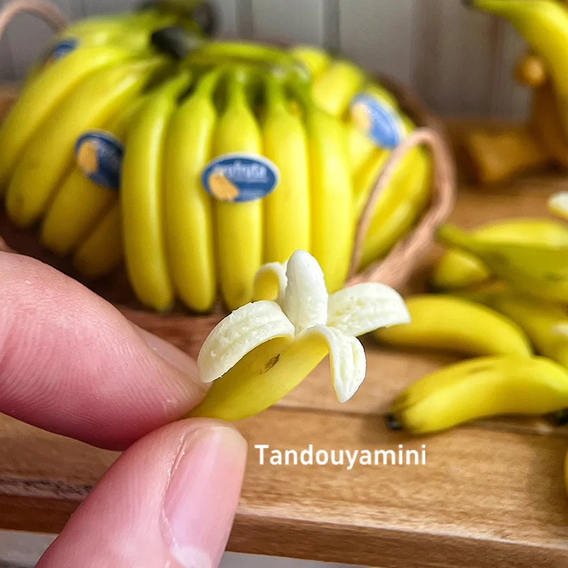 Miniature toy Simulated clay Banana mini fruits model for DIY 1:6 1:8