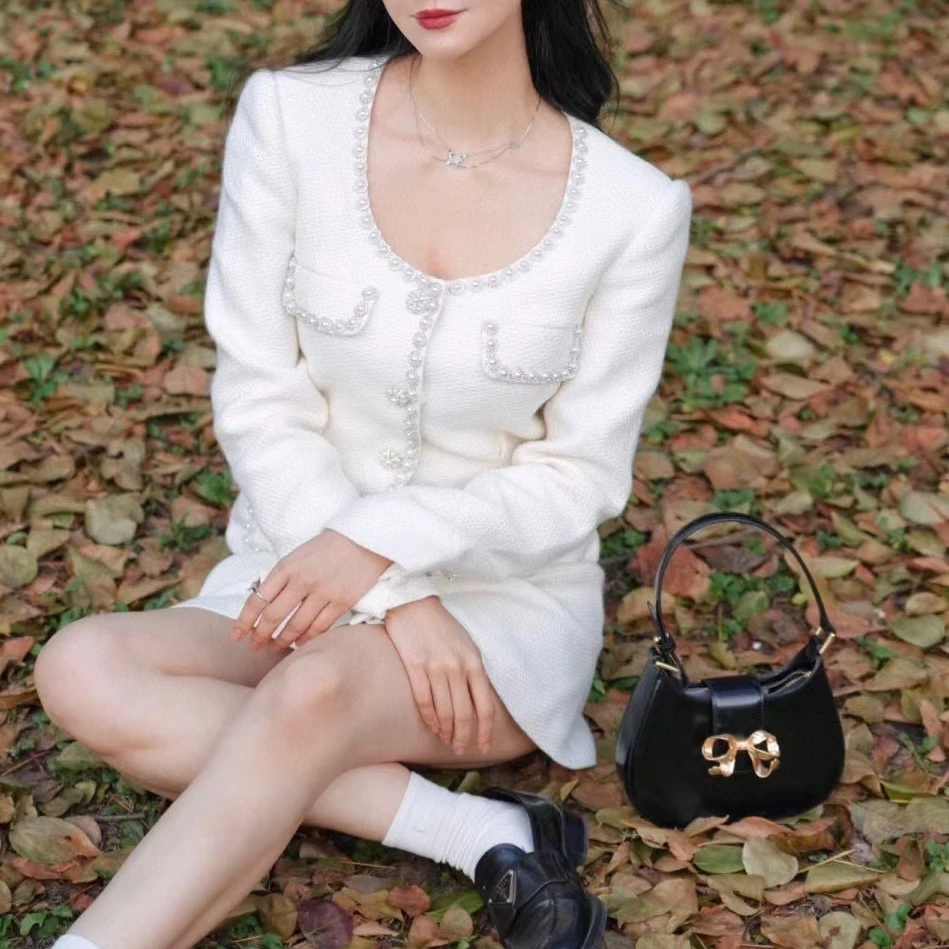 

Женское платье с жемчугом, новинка 2023, темпераментное женское мини-платье с длинным рукавом