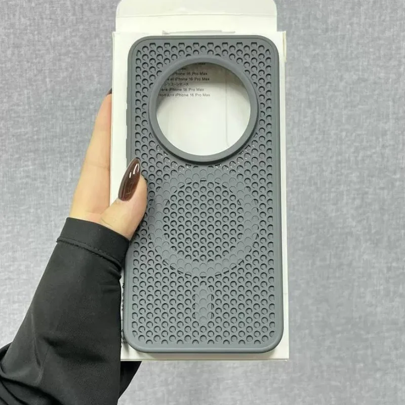 Magnetic Cooling Shockproof Honeycomb Phone Case with Breathable Matte Finish