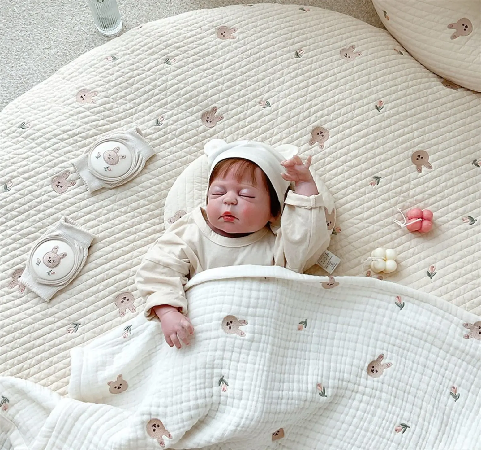 Play Mat INS Nordic Cartoons Mat for Children Baby Play Mat Round Carpet Super Soft Playmat Newborn Photography Props Living Room Carpet