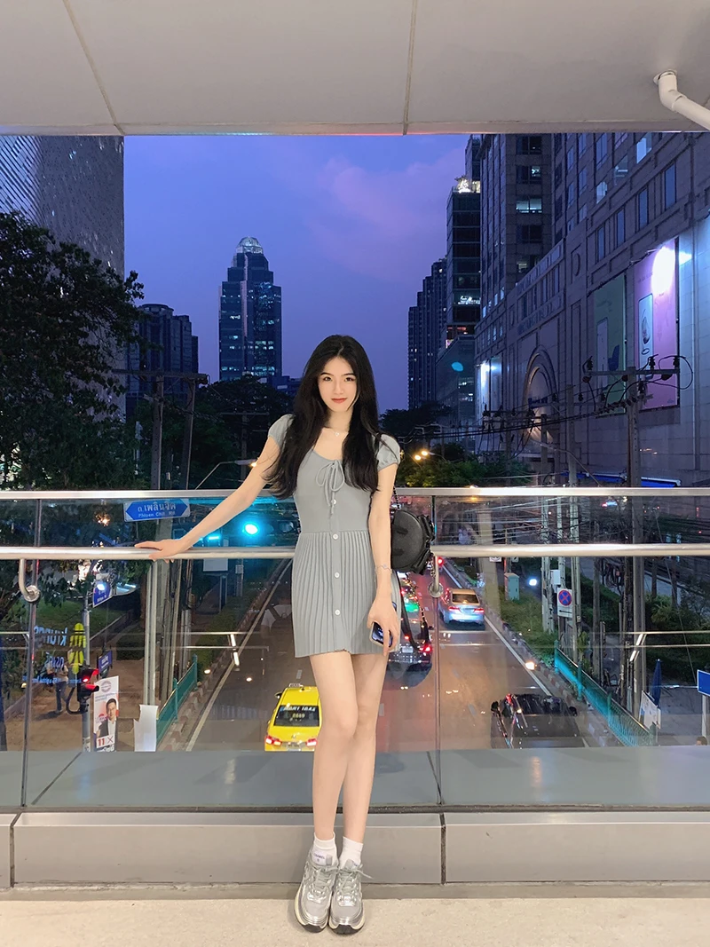 Sexy Knitted Dresses for Women V-neck A-Line Pleated Mini Dress Korean Fashion Solid Autumn Knitting One Piece Vestido Mujer New