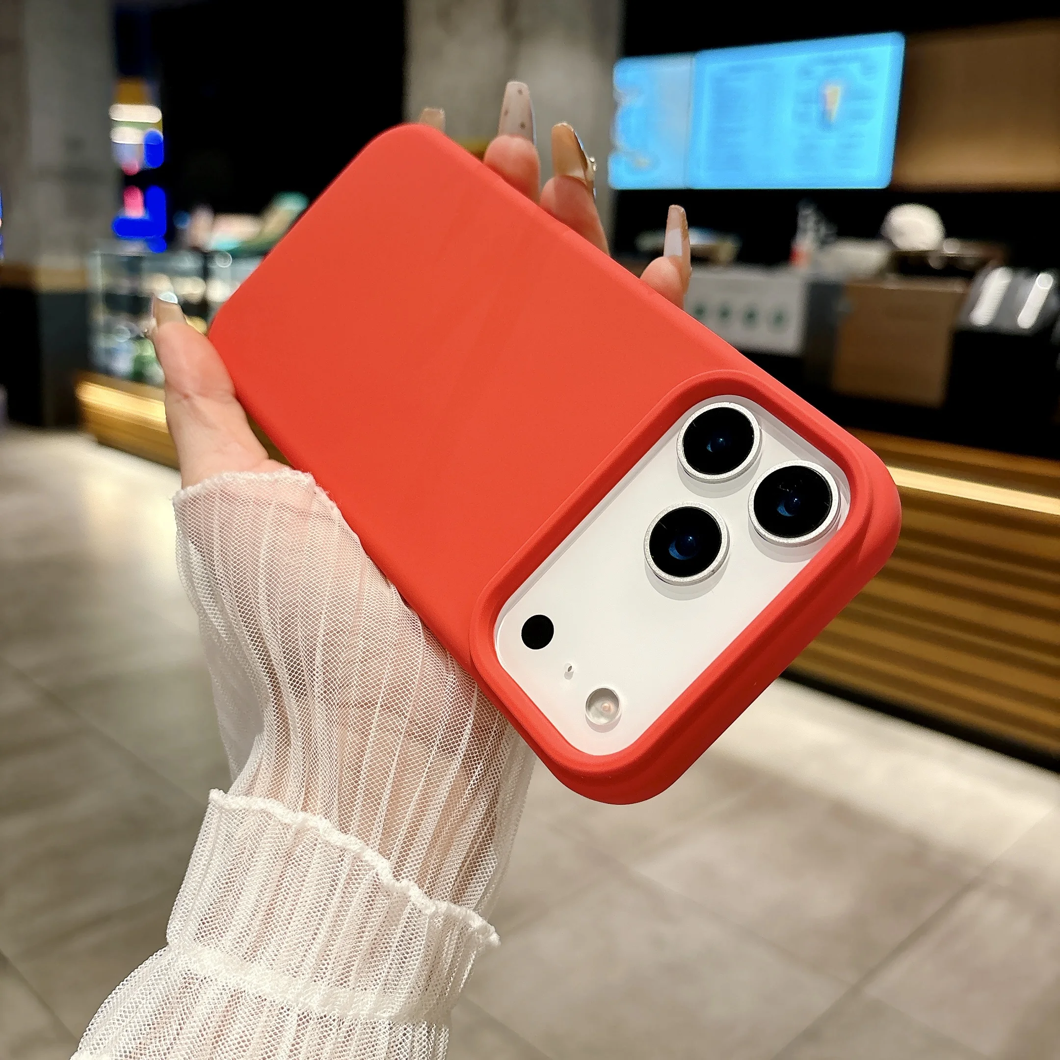 Luxury Liquid Silicone Shockproof Matte Soft Cover with Silicone Button Protection