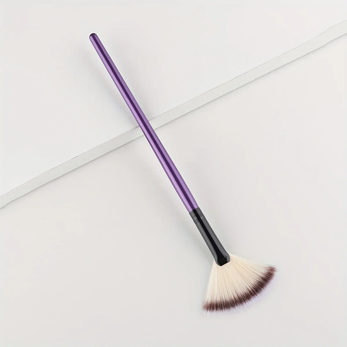 1pc Fan Shaped Highlight Brush Contour Brush Blending Highlighter Makeup Brush Face Loose Powder Brush Cosmetic Beauty Tools 6