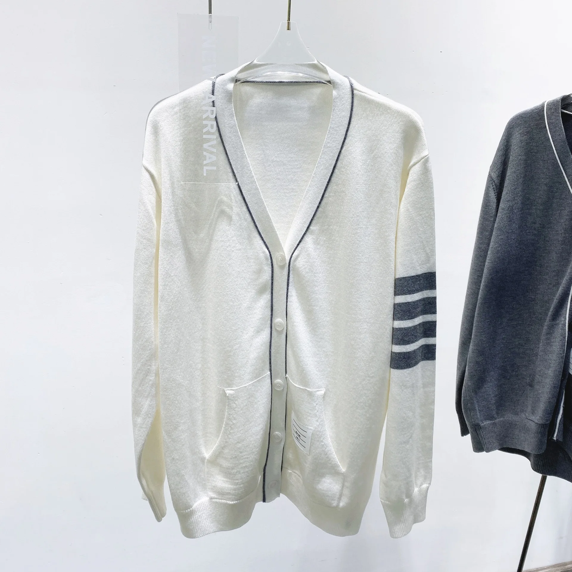 

Женский кардиган большого размера, белый свитер большого размера в Корейском стиле