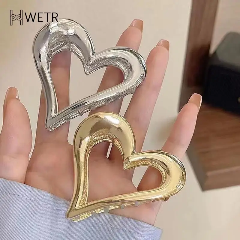 

Fashion Metal Hollow Out Golden Silvery Color Heart Hair Claw Women Girls Elegant Womens Hair Hairpins Claw Clip Hair Accessory