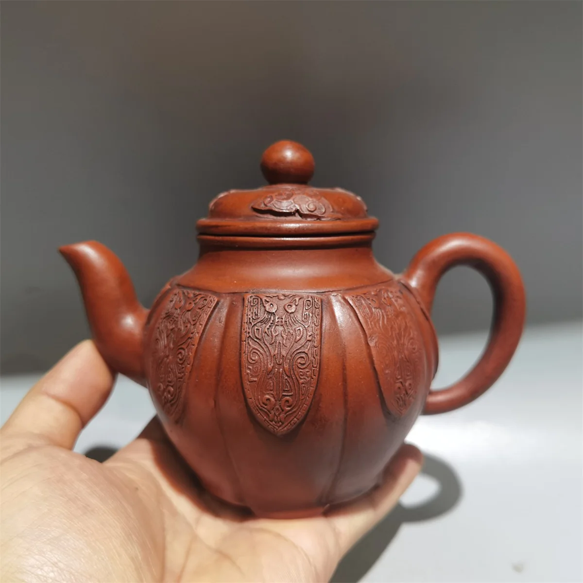 

Chinese Yixing Zisha Clay Teapot Red Mud Printing Plate Pot Zhou Guizhen 360ml