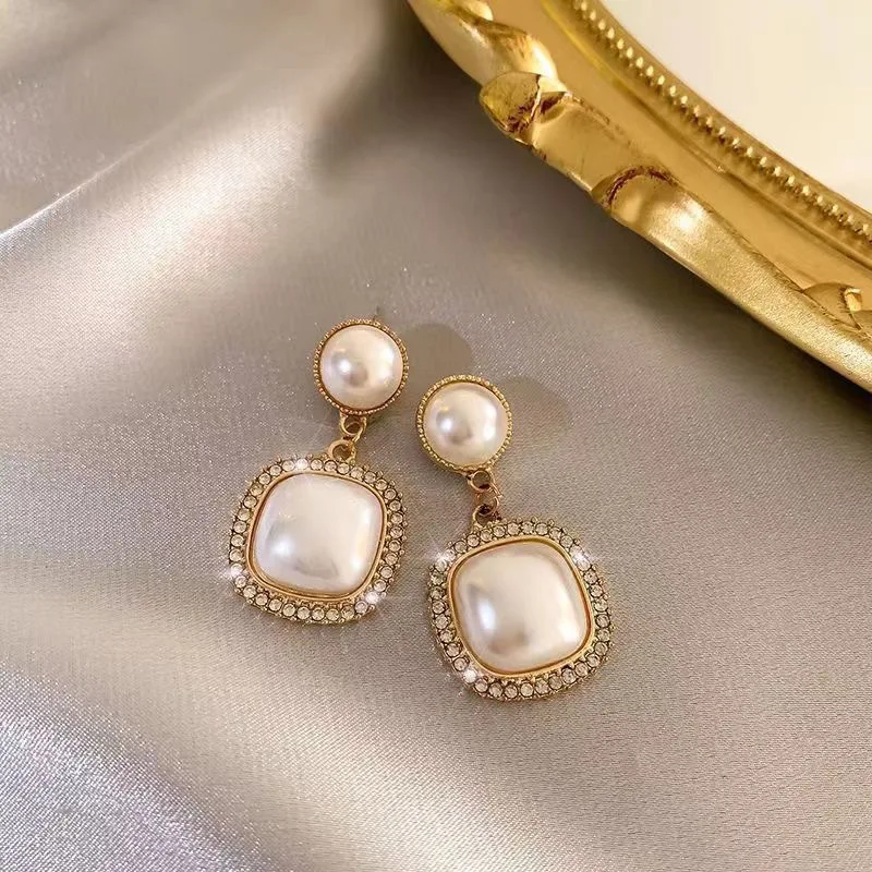 Earrings Vintage Dripping Oil Wine Red Retro Stud Earrings Women Korean Pearl Flower Heart Shape Geometric High Sense Jewelry