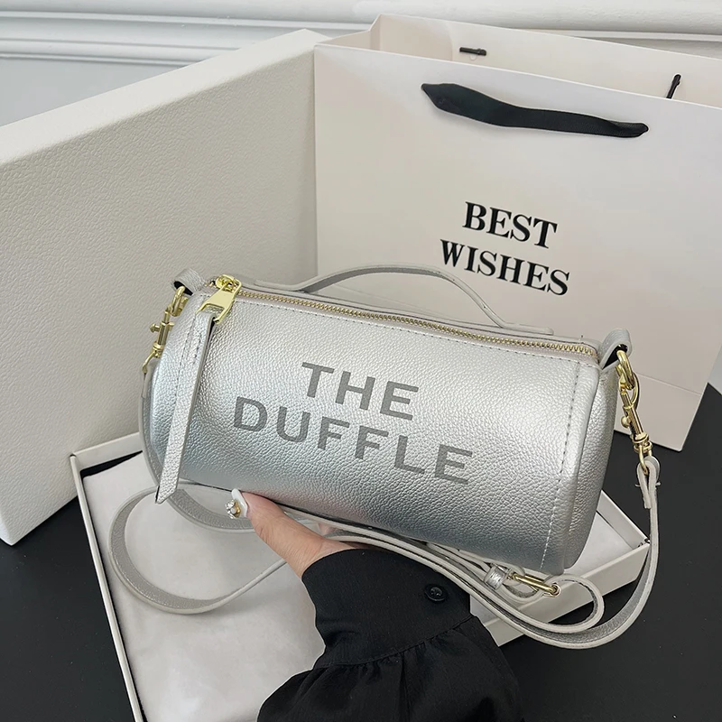 Elegant Textured Leather Crossbody Bag For Women Stylish Commuter Purse With Adjustable Chain And Charm lady messenger bag