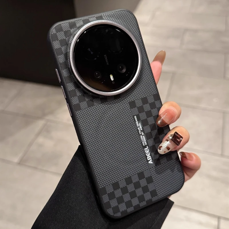 Luxury Magnetic Wireless Charging Phone Case with Metal Lens Frame