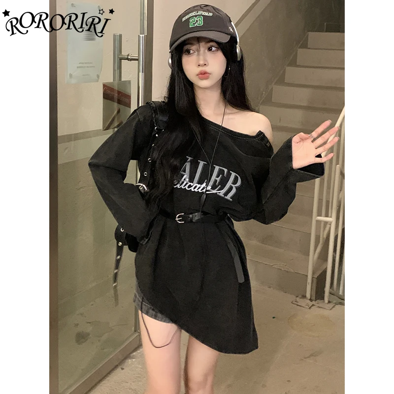 

RORORIRI Slant Shoulder Women's T-shirt with Leather Belt Vintage Black Wash Long Sleeves Oversized Top Grunge Y2k Punk Clothes