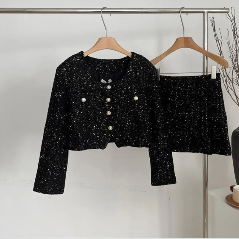 Women Autumn New Tweed Long-sleeved Jacket+ Mini Overskirt Two-piece Set Fashion Sweet Sequins Small Fragrance Lady Suit 1652