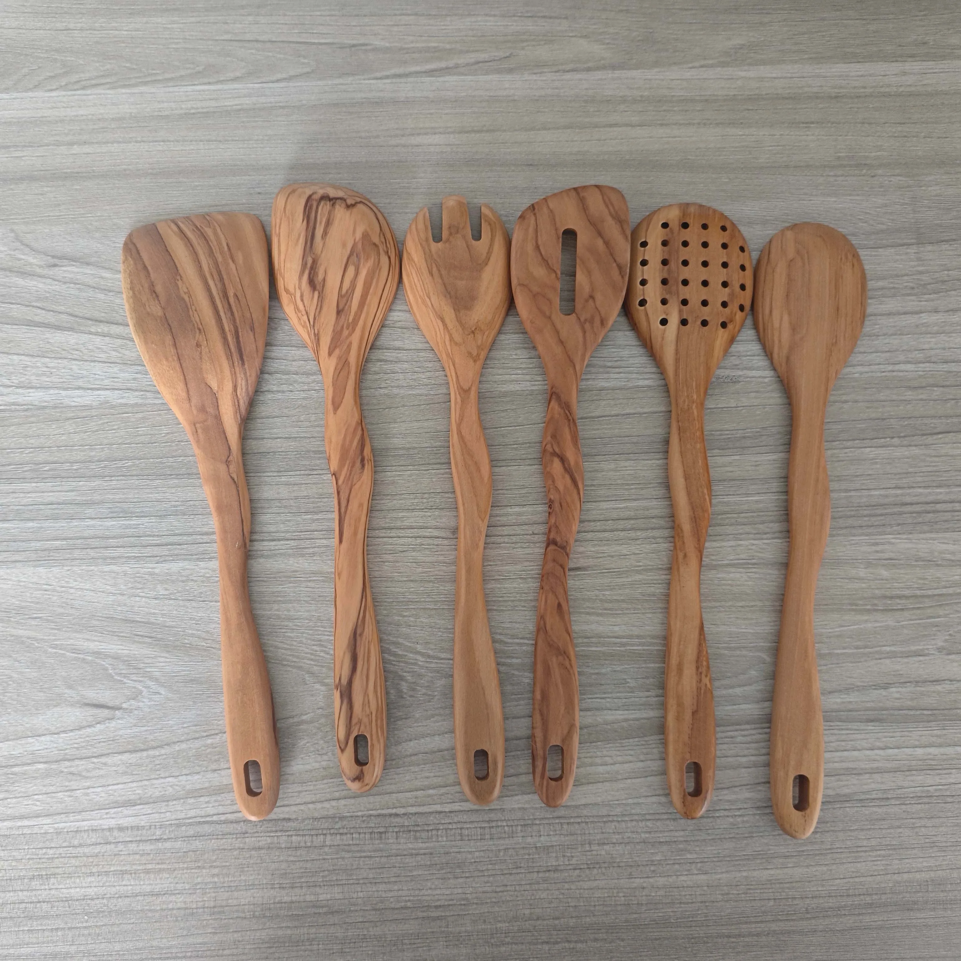 Wooden Kitchenware Set Spatula Noodle Scoop and Strainer Olive Wood Curved Handle Kitchen Shovel Spoon Six Piece Set IK