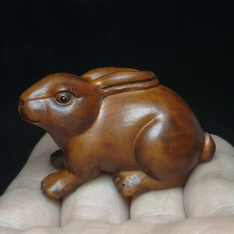 

1919 Antique art Size 2 Inch Hand carved Boxwood Wood Hare or Rabbit Figure Statue Netsuke Desk Decoration Gift Collection