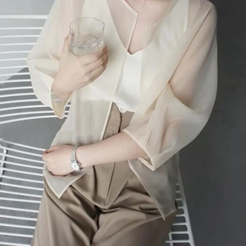 Women Summer Sun-proof Cardigan Through Fashion Sunscreen Thin Shawl Perspective Long Sleeve Blouse Chiffon Organza Coat