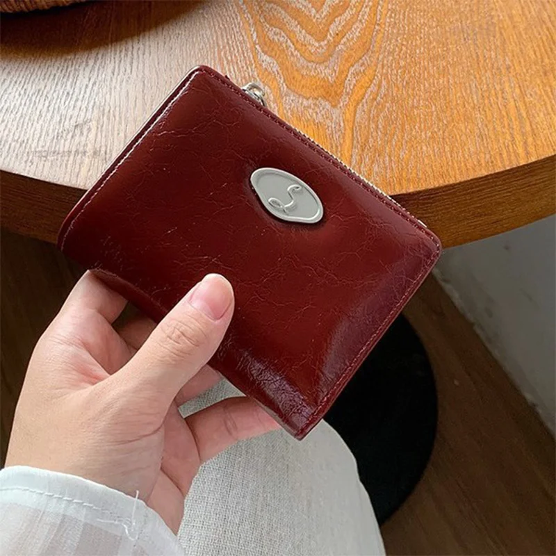 Wine Red Glossy Short Wallet for Women - Elegant Zipper Card Holder & Versatile Multi-slot Coin Purse