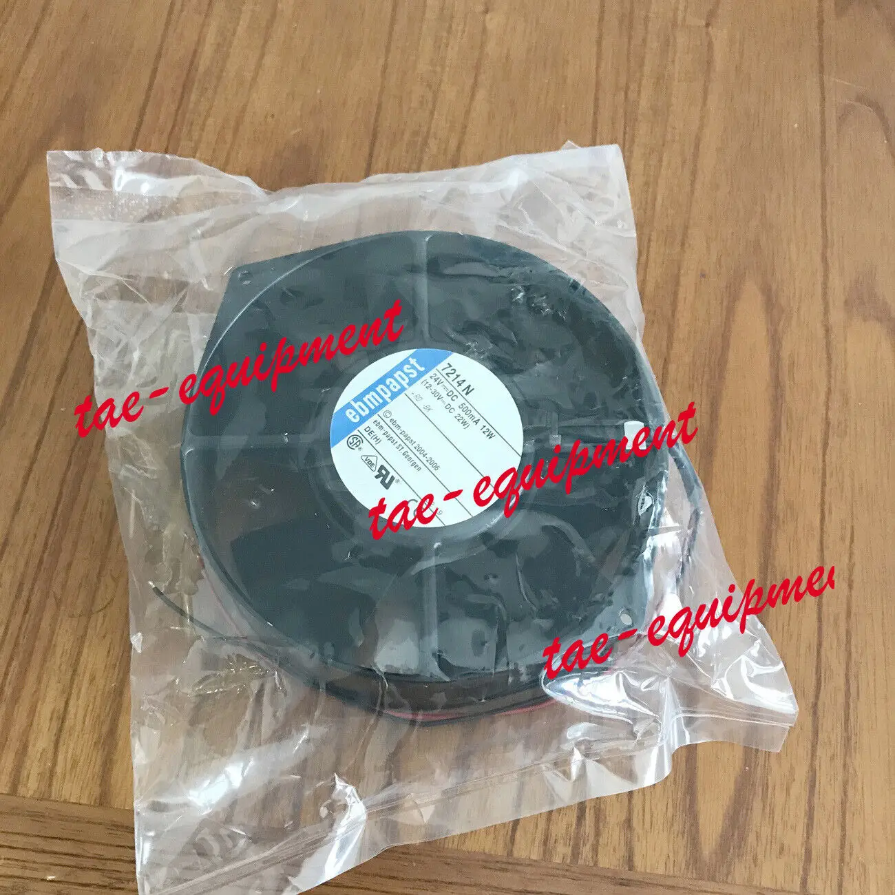 

Оригинальный Новый 7214N 24 в 500 мА 12 Вт осевой Стандартный Вентилятор охлаждения 1 год гарантии