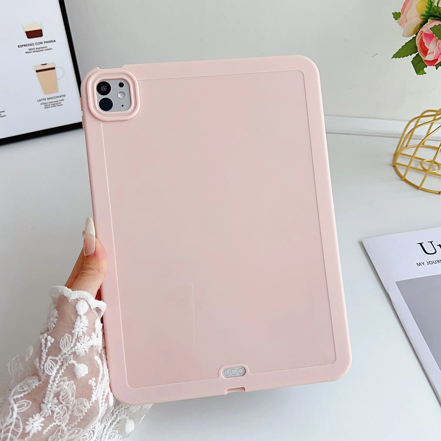 Versatile Silicone Tablet Case for iPad - Sleek and Protective Cover