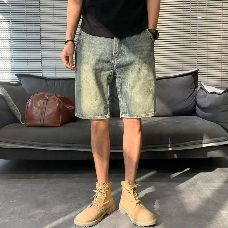thumbnail image 1 of Pantalones vaqueros cortos para hombre, pantalones cortos de mezclilla rectos de gran tamaño para hombre, ropa de calle de lujo, botones de moda Y2k, tendencia Harajuku 2024, 1 of 5