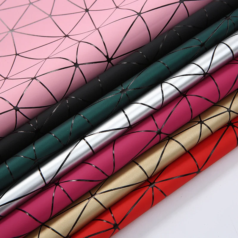 

1x1.4m Triangular Embossing Synthetic Leather Fabric DIY Sewing Bag Wallet Luggage Pillowcase Furniture Sofa Upholstery Material