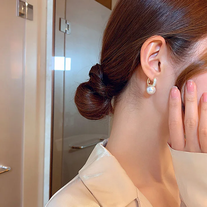 Pearl Earrings South Korea Fashion Pearl Drop Earrings Birthday Party Gift Woman Jewelry Stud Earrings