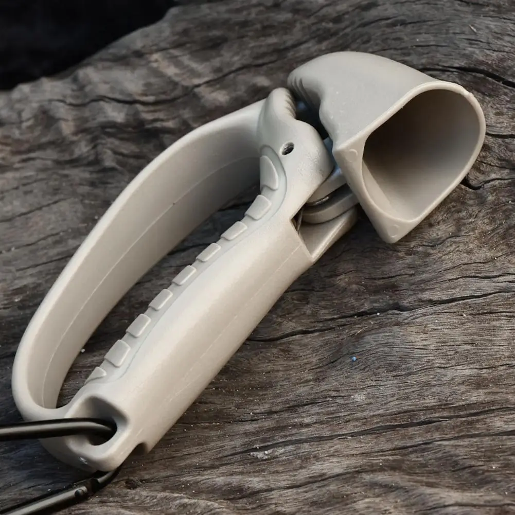 Fish Control Device Lightweight Fish Lip Gripper with Anti-slip Handle Carabiner for Easy Fishing Control Portable for Anglers