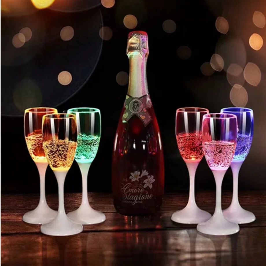 LED Night Light Night Light LED Atmosphere Lights LED Cup Automatic Flashing Cups Multi-color Light Up Mugs Wine Beer Mugs Whisky Drink Cups for Party Kitchen Christmas Decor