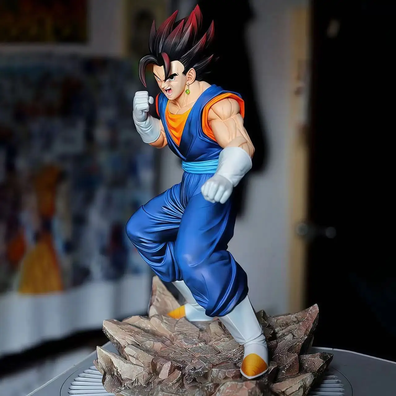 Figurine Dragon Ball Z Vegetto 29.5cm Super Saiyan Épée GK