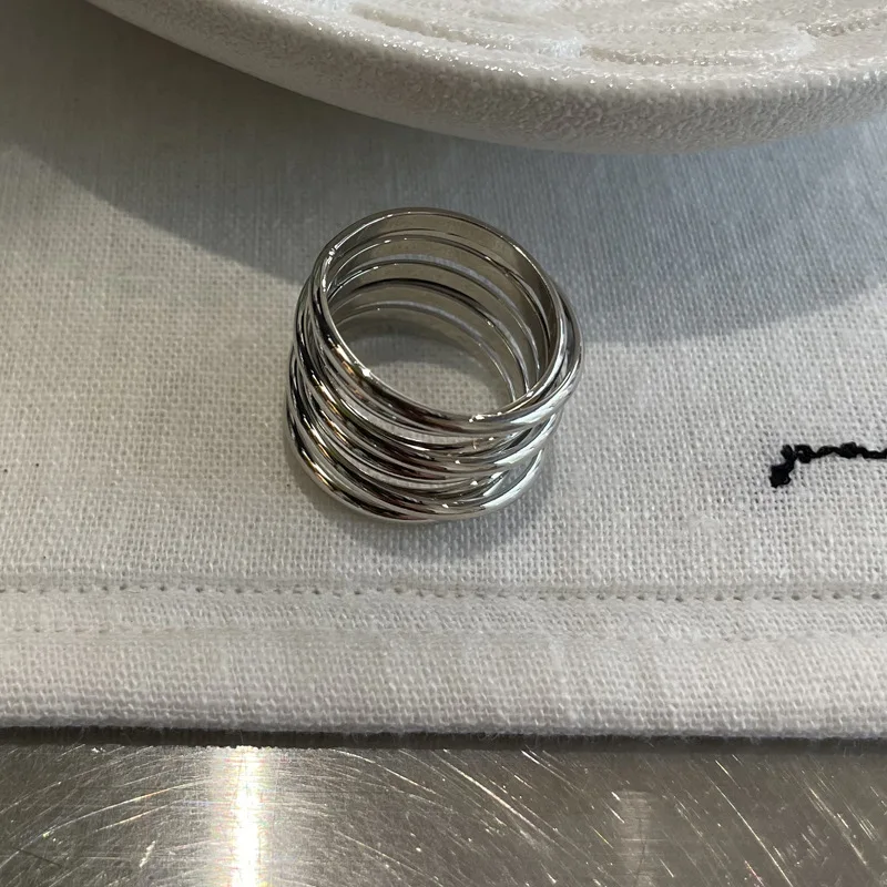 Anello Minimalista Multistrato Avvolto a Spirale, Anello da Dito Indice Versatile ed Esagerato, Gioiello Trendy Quotidiano da Donna - immagine 4