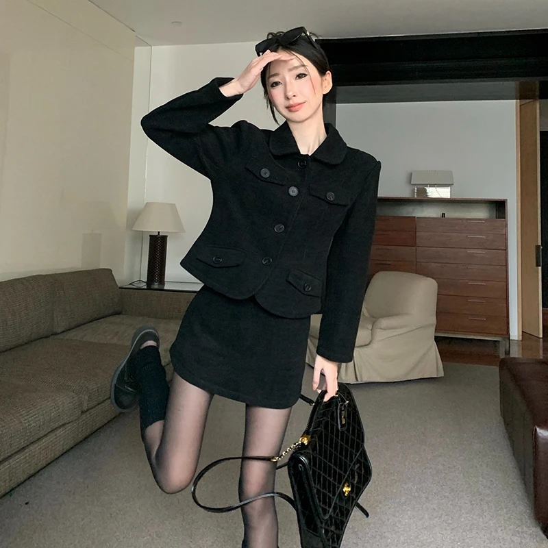 

Women's Fall/Winter French Style Vintage Fleece Blazers Half Skirt Set Black Hepburn Tweed Blazers Socks Skirt Two-Piece Sets