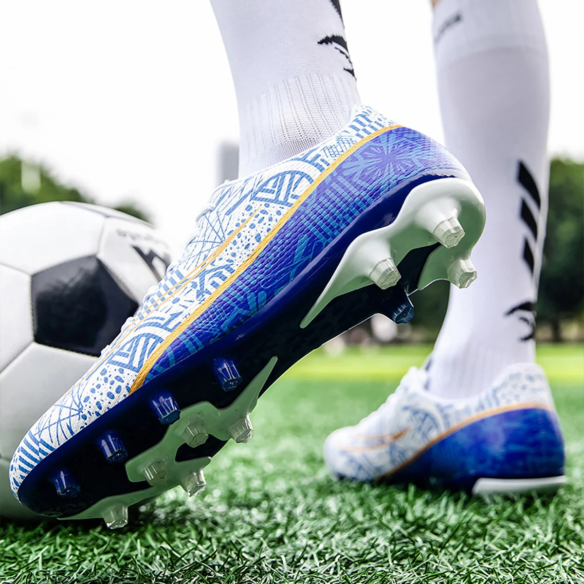 أحذية كرة قدم احترافية للرجال ذات مسامير طويلة، أح...