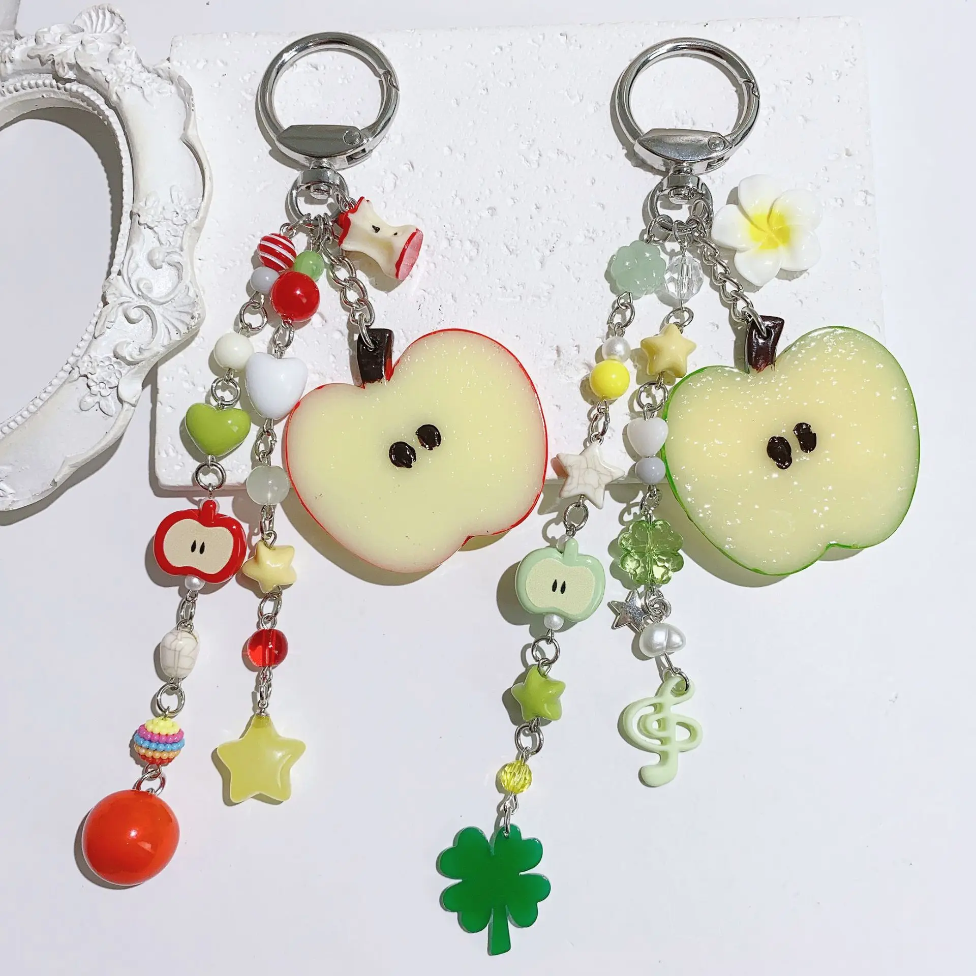 Creative Cute Keychain Fun Simulation Fruit Apple Slice Pendant Key Chain Backpack Hanging Pendant Decoration Jewelry Gift