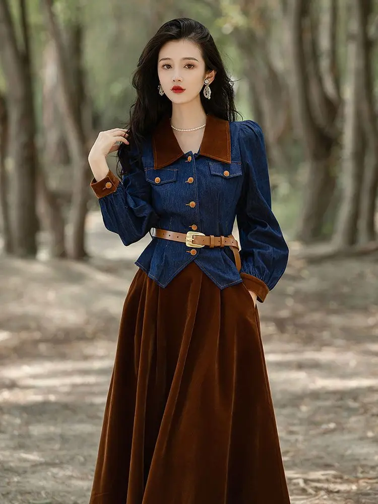 

Retro French Harbor Denim Jacket Joker Velvet Skirt Latest Self-cultivation Temperament Royal Sister Two-piece Suit