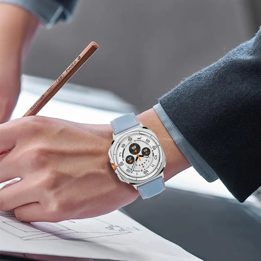 Elegant Leather Wriststrap - Premium Classic Quick Release Band