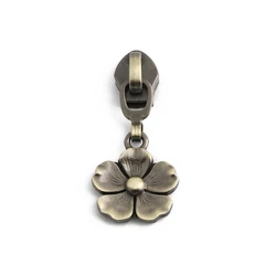 Set of Flower - Shaped Pull Tab Sliders with Detachable Metal Zipper Pull for DIY Crossbody and Shoulder Bags (Brush antique brass)