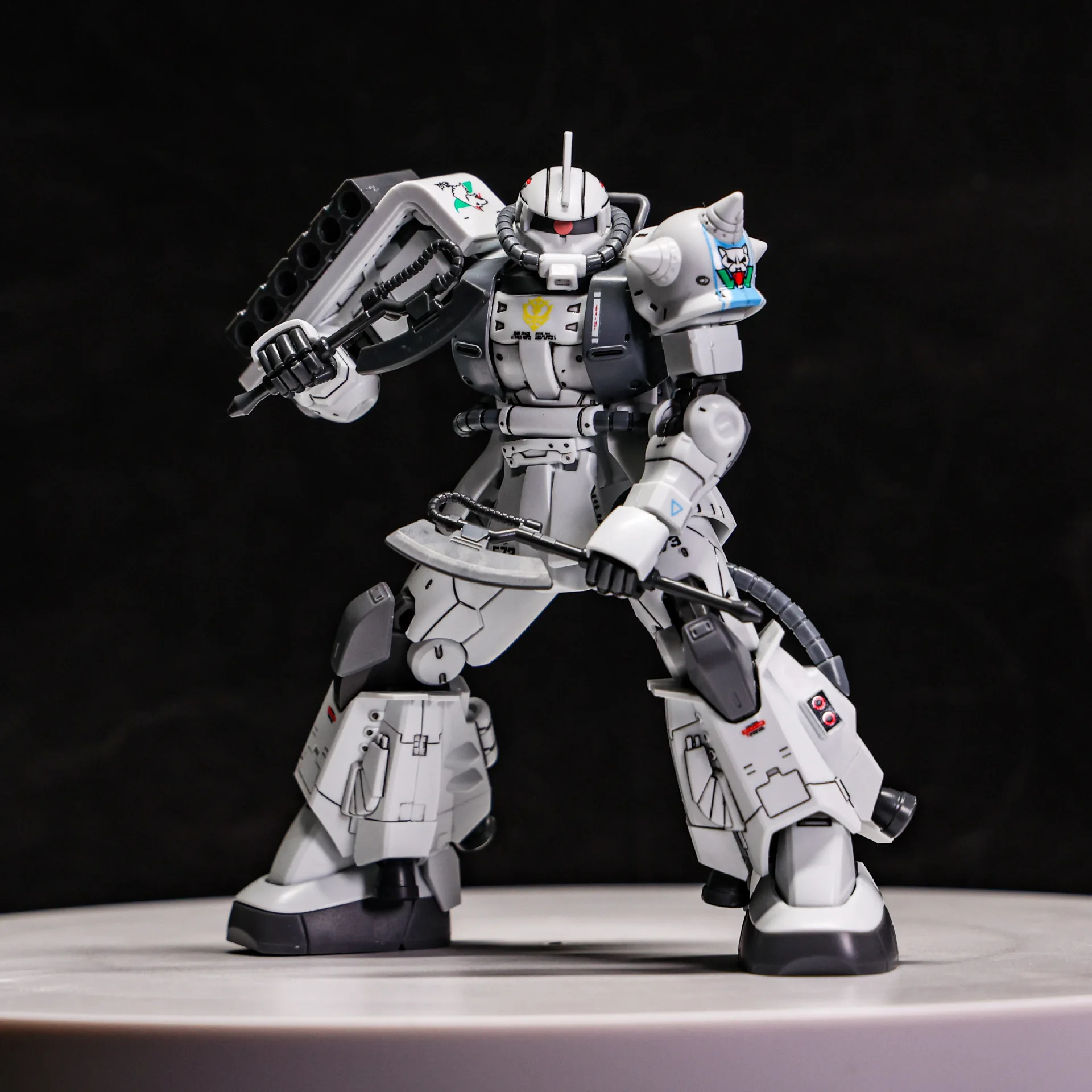 GTO ZAKU Warrior White Devil und ZEONO HG1 /144 – Modellbausatz, Actionfigur, Dekorationsobjekt, Spielzeug, Geschenk, Sammlerstück. – Detail 1
