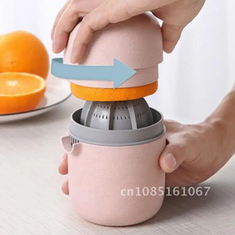 

Fruit Hand Juicer Orange Citrus Squeezer Lid Rotation Press Anti-Slip Reamer for Lemon Lime Grapefruit Capacity Machine