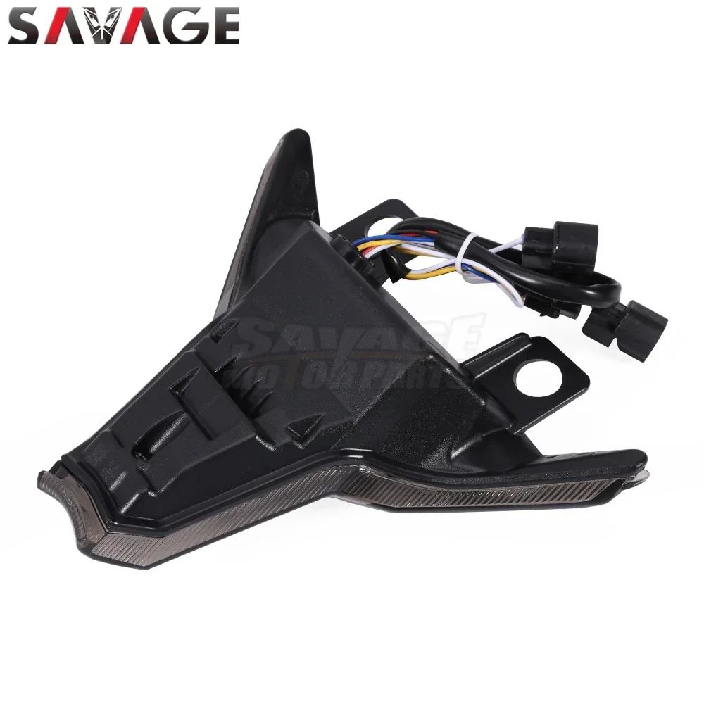 Fanale posteriore indicatori di direzione integrato KAWASAKI Z650 / Z900 / Z H2 / NINJA 650 2017 - 2024