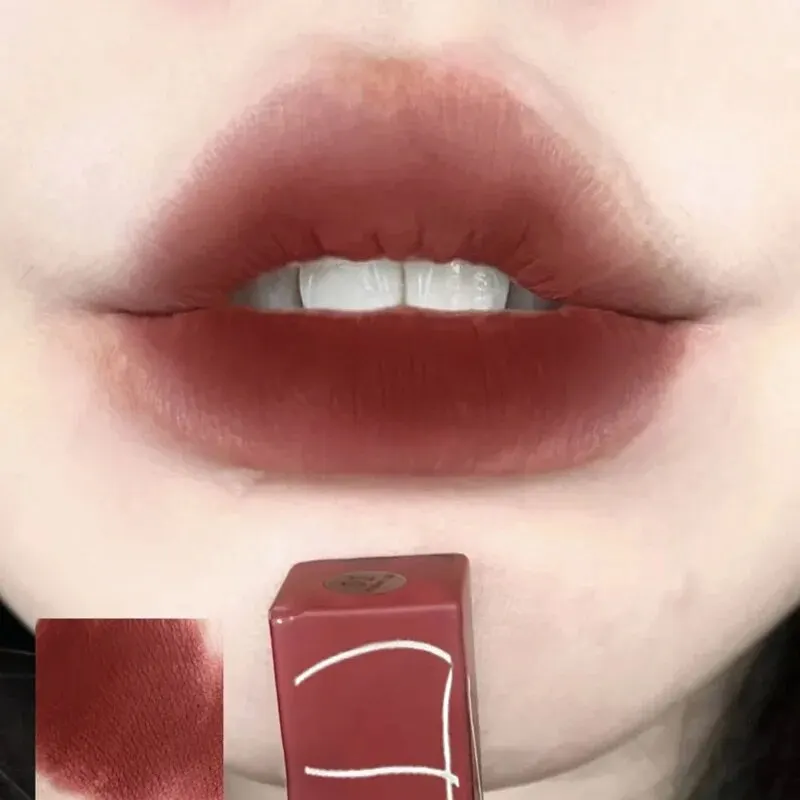 Matte Lipstick TX010 Thin Tube Waterproof Sweatproof Does Not Fade Can Be Used on Lips and Cheeks
