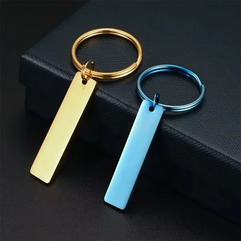 KEYCHAIN WITH TUFTS KYT-7003