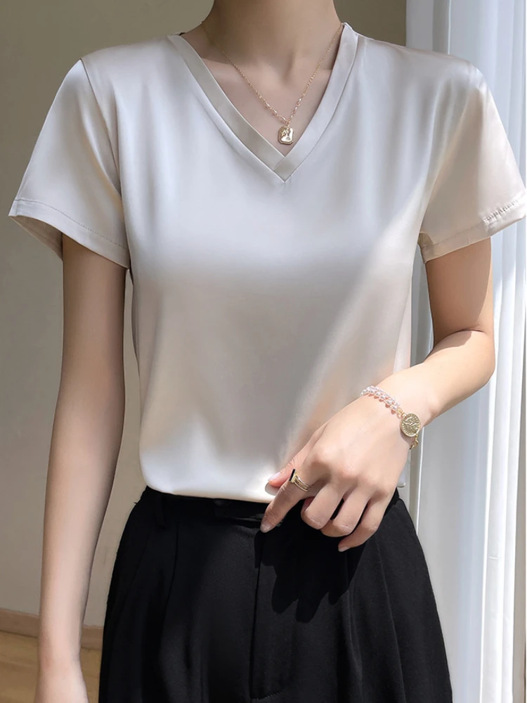 

Short Sleeve T-shirt V-neck Fashion Elegant Acetic Acid Satin Silk Women's T-shirt New Summer 2024 Champagne Shirts for Women