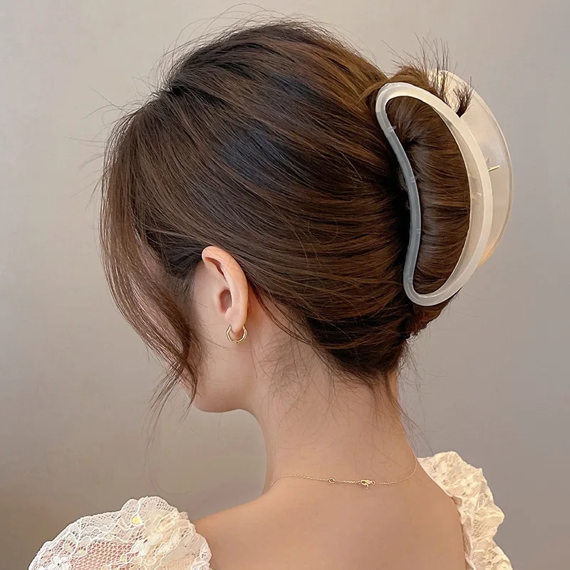 Acrylic Transparent Grab Clip New Style Beautiful and Simple Hair Clip Fashionable Pan Hair Geometry Girl Shark Clip Headwear the most beautiful girl in cuba