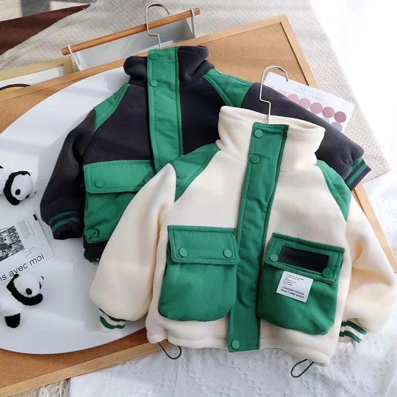 Autumn and Winter Children's Coat New Boys' Plush Thickened Shake Fleece Coat Winter Top Children's Warm Jacket