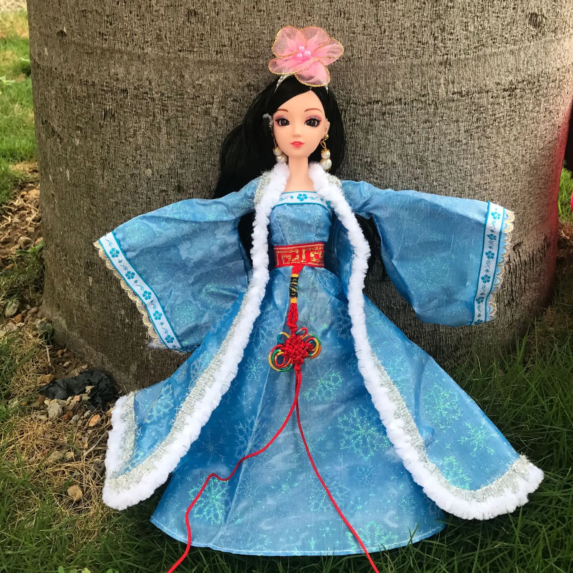 Beautiful Barbie China OEM Factory Customized Fashion Doll