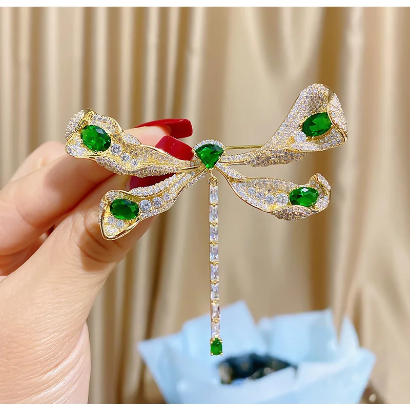 Gorgeous Design Model Zircon Dragonfly Brooch Atmosphere Animal Clothing Pin Creative Corsage Woman Accessories Female Jewelry