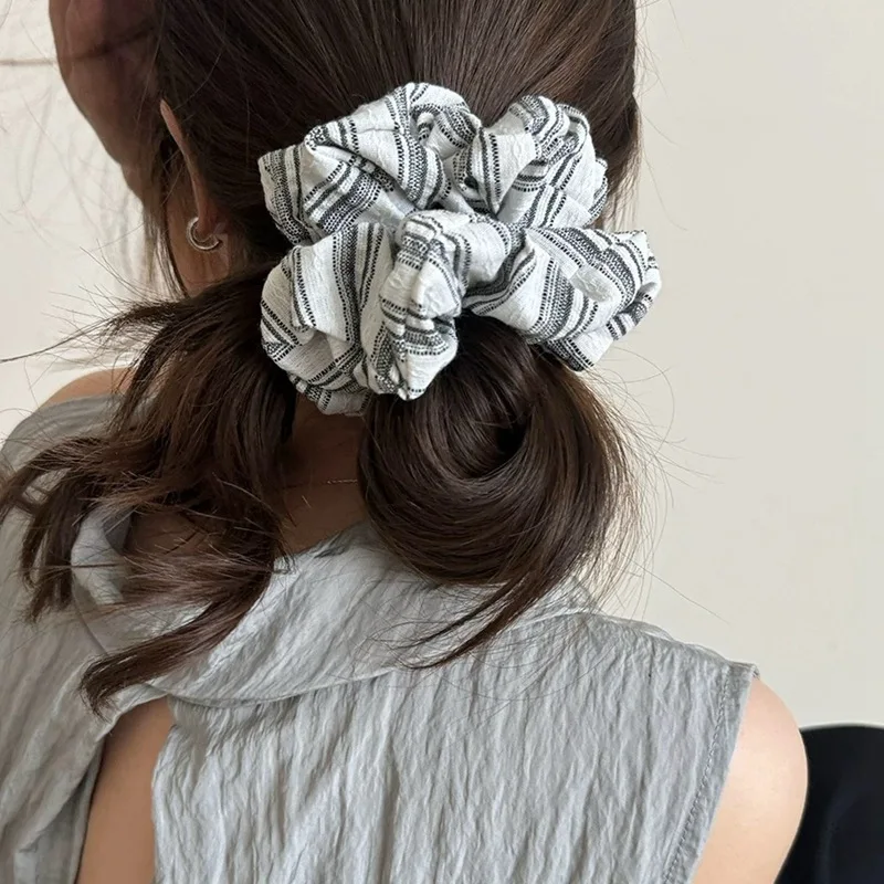 2024 Korea Mode Streifen Haar Gummibänder Mädchen Blau Scrunchie Elastische Große Haargummi Einfarbig Seide Haar Bands accessoires – Detail 2