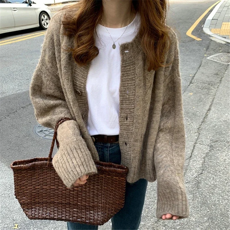 Women's Casual Knitted Crew Neck Cardigan Sweater Long Sleeve Slim Fit Sweater Fashio Women's Clothing