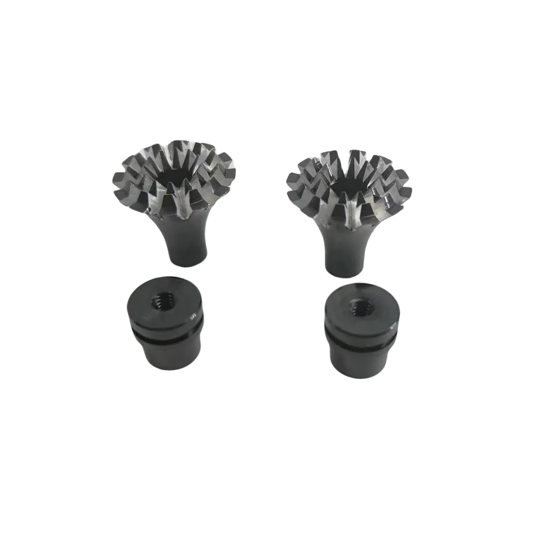 Quatre connecteurs M3 et M4 pour pièces électroniques RC, disposés en ligne, montrant les différences de taille et de couleur.