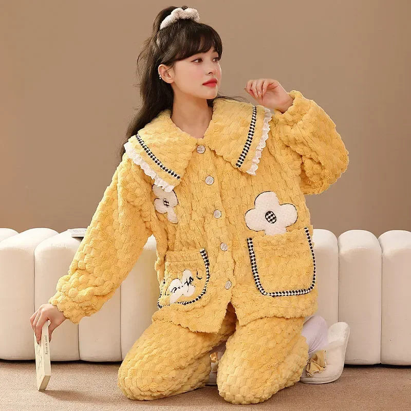 

2023 Flannel Thickened Two-piece Home Nightclothes Suit Winter Autumn New Warm Women Wear Pajamas Fashion Casual Loose
