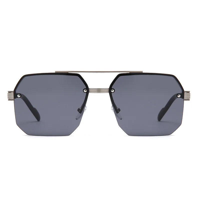 Stylish Retro Aviator Sunglasses with Double Bridge Metal Design and UV400 Protection