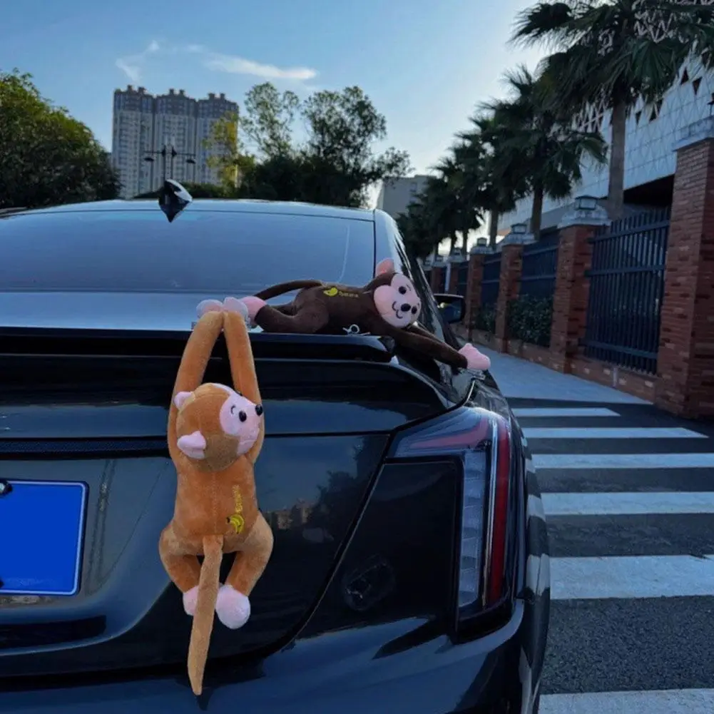 قرد مثبت على السيارة سريع الإصدار إبداعي معلق على شكل قرد Gibbon قرد دمية قلادة خلفية لتزيين السيارة ملحقات السيارة